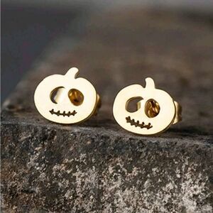 Pumpkin 🎃 Stud Earrings